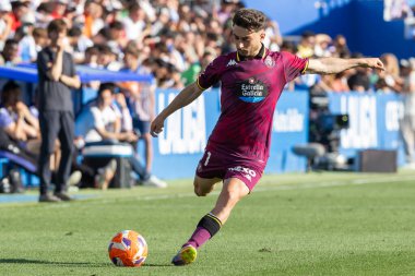 Madrid, İspanya - 24 Mayıs 2025: Legans ile Valladolid arasında oynanan La Liga maçı. Leganlar ve Valladolid HiperHareket Ligi 'ne atıldı. Takımlar bırakmayla karşı karşıya.