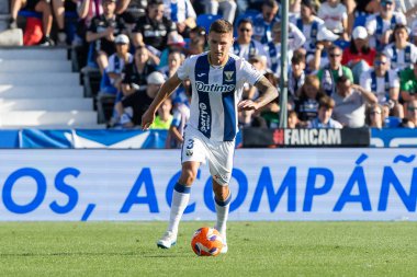 Madrid, İspanya - 24 Mayıs 2025: Legans ile Valladolid arasında oynanan La Liga maçı. Leganlar ve Valladolid HiperHareket Ligi 'ne atıldı. Takımlar bırakmayla karşı karşıya.