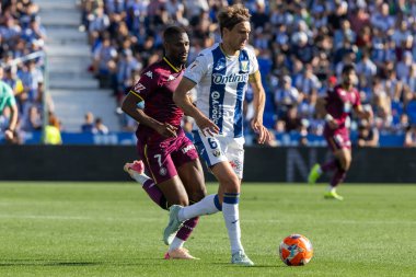 Madrid, İspanya - 24 Mayıs 2025: Legans ile Valladolid arasında oynanan La Liga maçı. Leganlar ve Valladolid HiperHareket Ligi 'ne atıldı. Takımlar bırakmayla karşı karşıya.