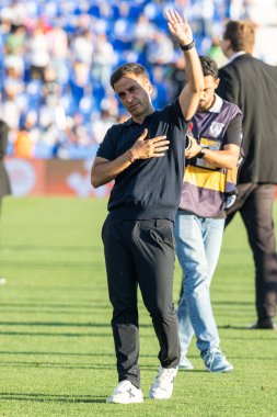 Madrid, İspanya - 24 Mayıs 2025: Legans ile Valladolid arasında oynanan La Liga maçı. Leganlar ve Valladolid HiperHareket Ligi 'ne atıldı. Takımlar bırakmayla karşı karşıya.