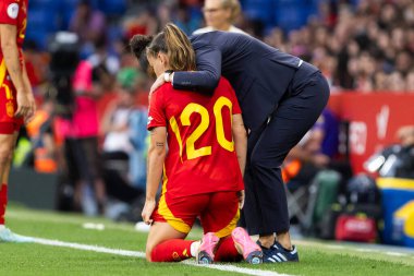 Barcelona, İspanya - 3 Haziran 2025: İspanya ve İngiltere arasında Dünya Kupası elemeleri. Kadın takımı kazandı. Kadın futbolu. İspanyol milli takımı.