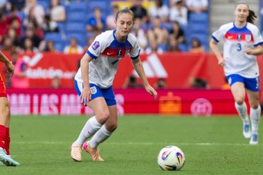 Barcelona, İspanya - 3 Haziran 2025: İspanya ve İngiltere arasında Dünya Kupası elemeleri. Kadın futbolu. İngiltere Milli Takımı.