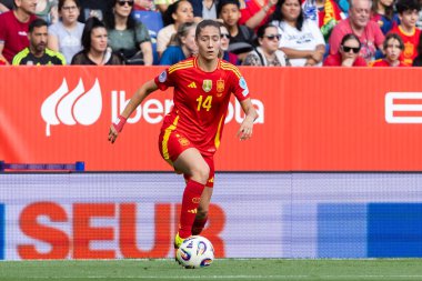 Barcelona, İspanya - 3 Haziran 2025: İspanya ve İngiltere arasında Dünya Kupası elemeleri. Kadın takımı kazandı. Kadın futbolu. İspanyol milli takımı.