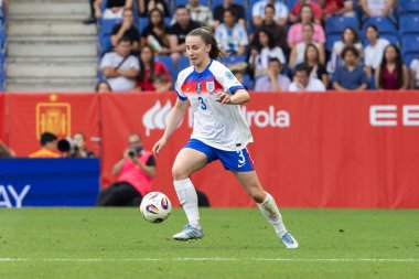 Barcelona, İspanya - 3 Haziran 2025: İspanya ve İngiltere arasında Dünya Kupası elemeleri. Kadın futbolu. İngiltere Milli Takımı.