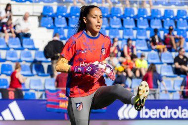Huesca, İspanya - 7 Haziran 2025: Atletico Madrid ile FC Barcelona arasında oynanan Queen Kupası finali. Barselona kazandı. Bayan futbolcular. Atletico Madrid oyuncuları.