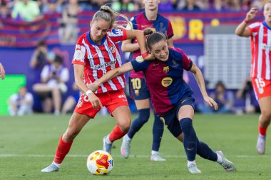 Huesca, İspanya - 7 Haziran 2025: Atletico Madrid ile FC Barcelona arasında oynanan Queen Kupası finali. Barselona kızları kazandı. Bayan futbolcular. FC Barcelona oyuncuları.