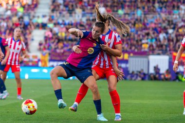 Huesca, İspanya - 7 Haziran 2025: Atletico Madrid ile FC Barcelona arasında oynanan Queen Kupası finali. Barselona kızları kazandı. Bayan futbolcular. FC Barcelona oyuncuları.