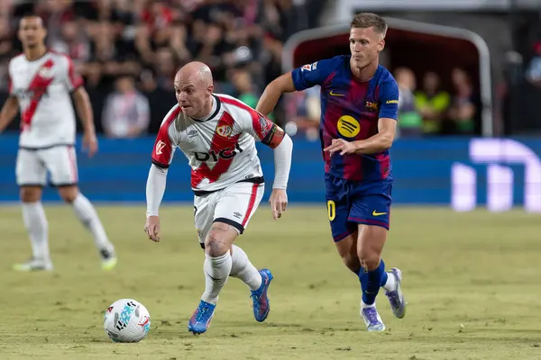 Madrid, İspanya - 31 Ağustos 2025: Rayo Vallecano ile FC Barcelona arasındaki lig maçı. EA Spor Ligi 2024-2025. Futbolcular. Profesyonel lig.