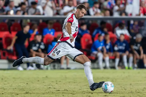 Madrid, İspanya - 31 Ağustos 2025: Rayo Vallecano ile FC Barcelona arasındaki lig maçı. EA Spor Ligi 2024-2025. Rayo Vallecano oyuncuları. Profesyonel Lig. EuroRadio.