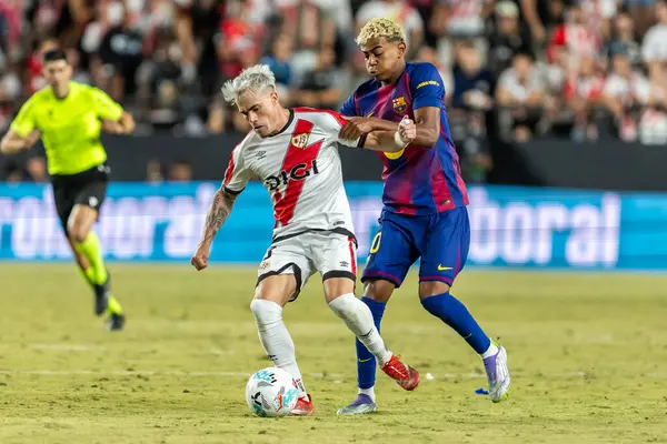 Madrid, İspanya - 31 Ağustos 2025: Rayo Vallecano ile FC Barcelona arasındaki lig maçı. EA Spor Ligi 2024-2025. Futbolcular. Profesyonel lig.