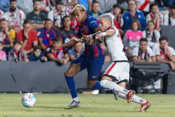 Madrid, İspanya - 31 Ağustos 2025: Rayo Vallecano ile FC Barcelona arasındaki lig maçı. EA Spor Ligi 2024-2025. Futbolcular. Profesyonel lig.