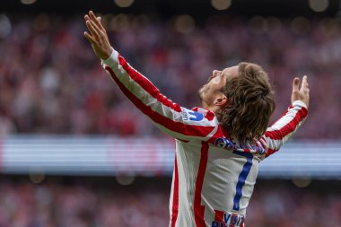 Madrid, İspanya - 27 Eylül 2025: Atletico Madrid ile Real Madrid arasındaki La Liga maçı İspanya 'nın başkentinde oynandı. Atletico Madrid oyuncuları. Futbol müsabakası. EA Spor Ligi.