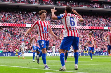 Madrid, İspanya - 27 Eylül 2025: Atletico Madrid ile Real Madrid arasındaki La Liga maçı İspanya 'nın başkentinde oynandı. Atletico Madrid oyuncuları. Futbol müsabakası. EA Spor Ligi.