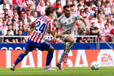 Madrid, İspanya - 27 Eylül 2025: Atletico Madrid ile Real Madrid arasındaki La Liga maçı İspanya 'nın başkentinde oynandı. Gerçek Madrid oyuncuları. Futbol müsabakası. EA Spor Ligi.