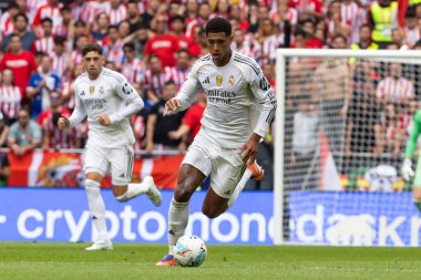 Madrid, İspanya - 27 Eylül 2025: Atletico Madrid ile Real Madrid arasındaki La Liga maçı İspanya 'nın başkentinde oynandı. Gerçek Madrid oyuncuları. Futbol müsabakası. EA Spor Ligi.