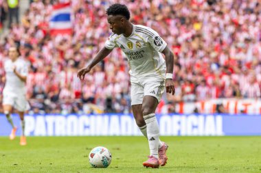 Madrid, İspanya - 27 Eylül 2025: Atletico Madrid ile Real Madrid arasındaki La Liga maçı İspanya 'nın başkentinde oynandı. Gerçek Madrid oyuncuları. Futbol müsabakası. EA Spor Ligi.