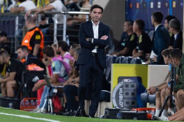 Villarreal, İspanya - 1 Ekim 2025: Villarreal FC ve Juventus Torino arasında Şampiyonlar Ligi maçı. Maç boyunca Villarreal FC oyuncuları.