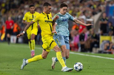 Villarreal, İspanya - 1 Ekim 2025: Villarreal FC ve Juventus Torino arasında Şampiyonlar Ligi maçı. Maç boyunca Villarreal FC oyuncuları.