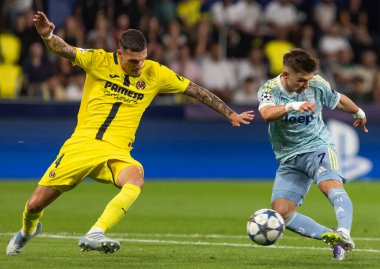 Villarreal, İspanya - 1 Ekim 2025: Villarreal FC ve Juventus Torino arasında Şampiyonlar Ligi maçı. Maç boyunca Villarreal FC oyuncuları.