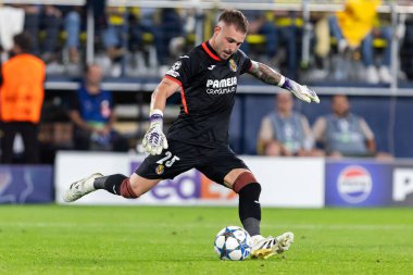 Villarreal, İspanya - 1 Ekim 2025: Villarreal FC ve Juventus Torino arasında Şampiyonlar Ligi maçı. Maç boyunca Villarreal FC oyuncuları.