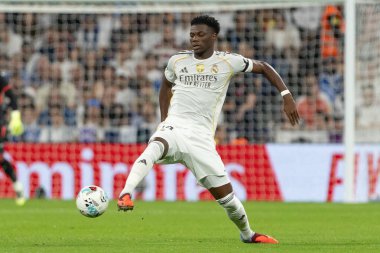 Madrid, İspanya - 4 Ekim 2025: Madrid ile Villarreal arasındaki La Liga maçı Madrid 'de oynandı. Maç sırasında Real Madrid oyuncuları. 15 kez Şampiyonlar Ligi şampiyonu. Beyazlar.