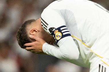 Madrid, İspanya - 4 Ekim 2025: Madrid ile Villarreal arasındaki La Liga maçı Madrid 'de oynandı. Maç sırasında Real Madrid oyuncuları. 15 kez Şampiyonlar Ligi şampiyonu. Beyazlar.