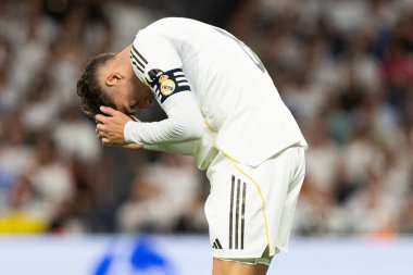 Madrid, İspanya - 4 Ekim 2025: Madrid ile Villarreal arasındaki La Liga maçı Madrid 'de oynandı. Maç sırasında Real Madrid oyuncuları. 15 kez Şampiyonlar Ligi şampiyonu. Beyazlar.