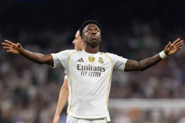 Madrid, İspanya - 4 Ekim 2025: Madrid ile Villarreal arasındaki La Liga maçı Madrid 'de oynandı. Maç sırasında Real Madrid oyuncuları. 15 kez Şampiyonlar Ligi şampiyonu. Beyazlar.