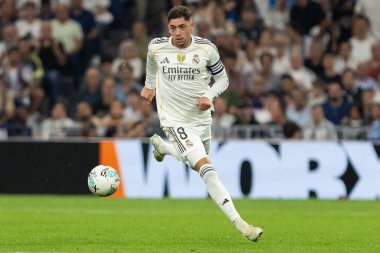 Madrid, İspanya - 4 Ekim 2025: Madrid ile Villarreal arasındaki La Liga maçı Madrid 'de oynandı. Maç sırasında Real Madrid oyuncuları. 15 kez Şampiyonlar Ligi şampiyonu. Beyazlar.