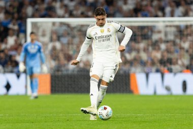 Madrid, İspanya - 4 Ekim 2025: Madrid ile Villarreal arasındaki La Liga maçı Madrid 'de oynandı. Maç sırasında Real Madrid oyuncuları. 15 kez Şampiyonlar Ligi şampiyonu. Beyazlar.