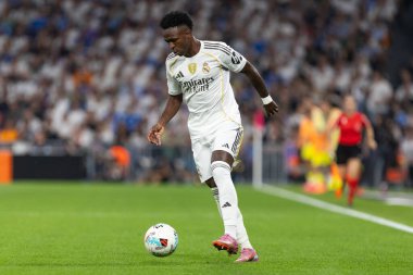 Madrid, İspanya - 4 Ekim 2025: Madrid ile Villarreal arasındaki La Liga maçı Madrid 'de oynandı. Maç sırasında Real Madrid oyuncuları. 15 kez Şampiyonlar Ligi şampiyonu. Beyazlar.