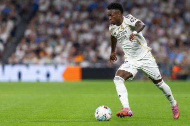 Madrid, İspanya - 4 Ekim 2025: Madrid ile Villarreal arasındaki La Liga maçı Madrid 'de oynandı. Maç sırasında Real Madrid oyuncuları. 15 kez Şampiyonlar Ligi şampiyonu. Beyazlar.