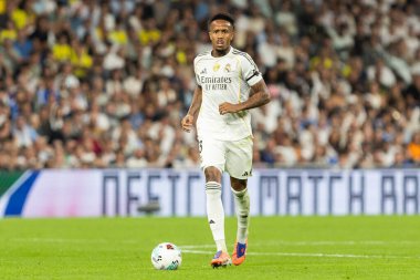 Madrid, İspanya - 4 Ekim 2025: Madrid ile Villarreal arasındaki La Liga maçı Madrid 'de oynandı. Maç sırasında Real Madrid oyuncuları. 15 kez Şampiyonlar Ligi şampiyonu. Beyazlar.