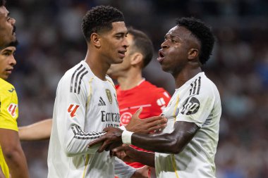 Madrid, İspanya - 4 Ekim 2025: Madrid ile Villarreal arasındaki La Liga maçı Madrid 'de oynandı. Maç sırasında Real Madrid oyuncuları. 15 kez Şampiyonlar Ligi şampiyonu. Beyazlar.