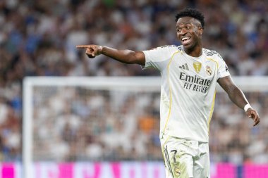 Madrid, İspanya - 4 Ekim 2025: Madrid ile Villarreal arasındaki La Liga maçı Madrid 'de oynandı. Maç sırasında Real Madrid oyuncuları. 15 kez Şampiyonlar Ligi şampiyonu. Beyazlar.