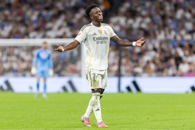 Madrid, İspanya - 4 Ekim 2025: Madrid ile Villarreal arasındaki La Liga maçı Madrid 'de oynandı. Maç sırasında Real Madrid oyuncuları. 15 kez Şampiyonlar Ligi şampiyonu. Beyazlar.