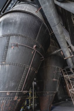 Belçika 'da terk edilmiş eski bir fabrika..