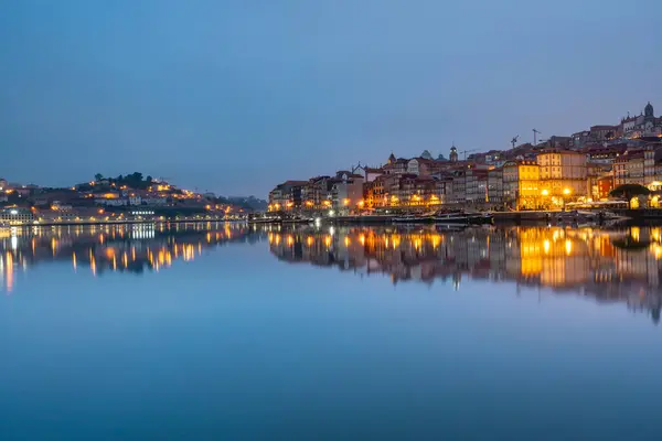 Časné Ráno Pohled Řeky Douro Porto Portugalsko — Stock fotografie