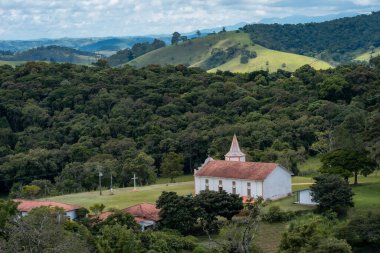 8 Januari 2025. Cunha SP, Brezilya. Brezilya, Cunha dağlarında eski güzel bir kilise..