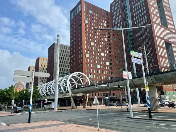 Hollanda, Lahey 'deki modern mimari. 4 Haziran 2025.