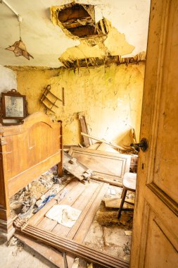 Urbex, Belçika 'da terk edilmiş eski bir ev..