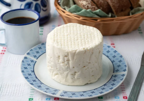 Minas Gerais, Brezilya 'dan taze beyaz peynirli kahve ve ekmek..