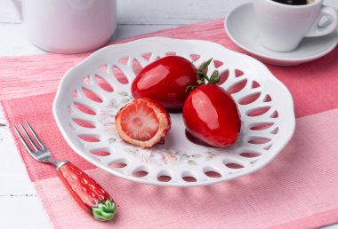 Morango do Amor veya Love Strawberry, Brezilya tatlısı.