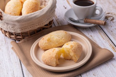 Peynirli çörekler, tipik Güney Amerika bisküvileri..