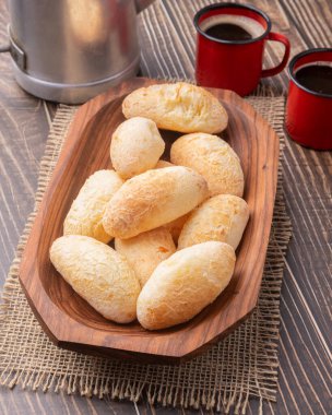 Peynirli çörekler, tipik Güney Amerika bisküvileri..