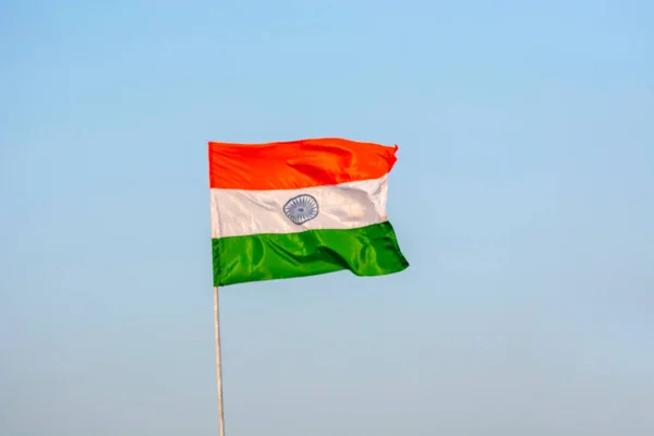 Bandera India Desolla Cielo Azul Aislado — Foto de Stock