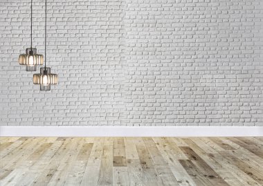 Yeni boş oturma odası iç dekorasyon ahşap zemin, taş duvar konsepti. Ev, ofis ve otel için dekoratif arka plan. 3B illüstrasyon