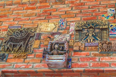 Sheki Hanları 'nın sarayının avlusunda el sanatları.
