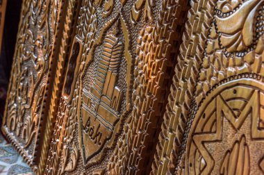 El yapımı ahşap tavla kutusu