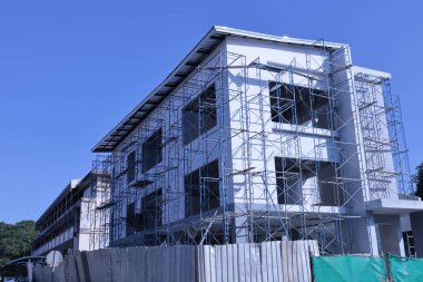 Eski hava gazını kapat. Seçici odaklı büyük motorlara hava akışını kontrol etmek için Elektronik Gaz Gövdesi veya Kelebek Kapakçığı.